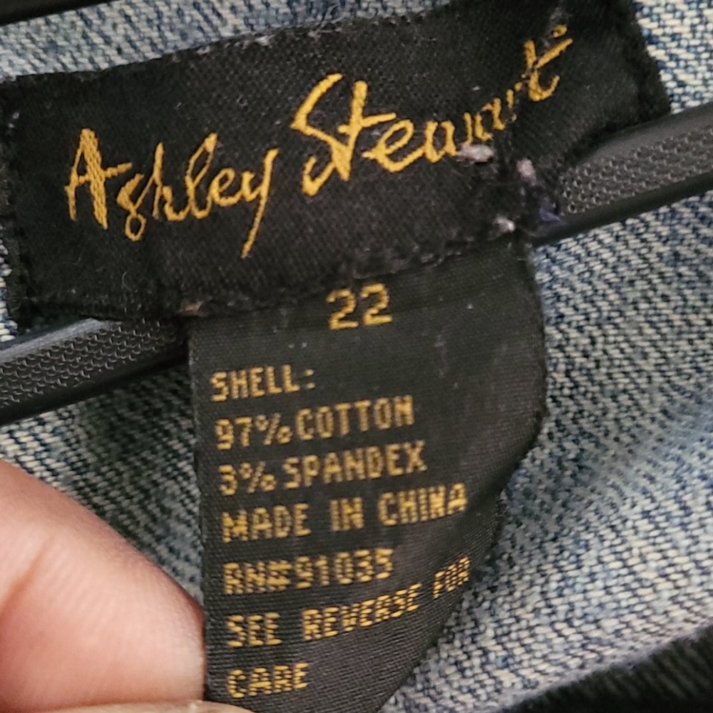 Jacket - Picture 3 of 3